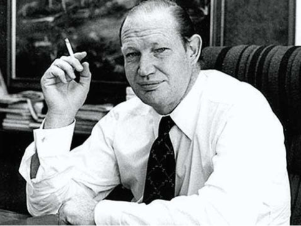 Xuất thân của thần bài Kerry Packer