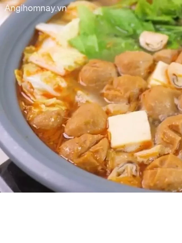   2 công thức nấu lẩu bò viên sa tế và chua cay thơm ngon dễ làm cho bữa tiệc