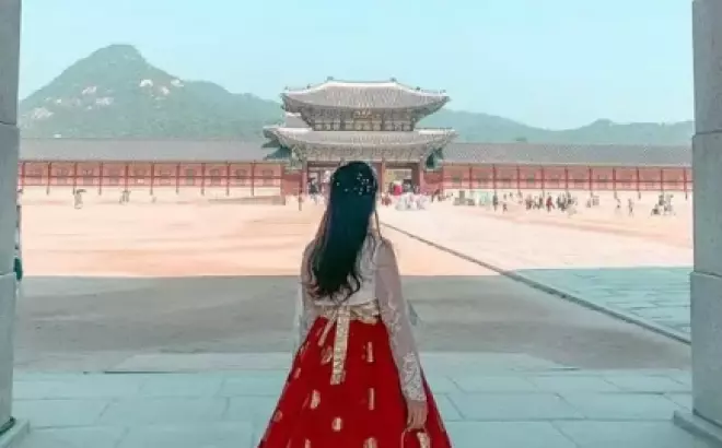 Kinh nghiệm du lịch Hàn Quốc tự túc: Bạn cần biết đi thời điểm nào và nên ăn gì?