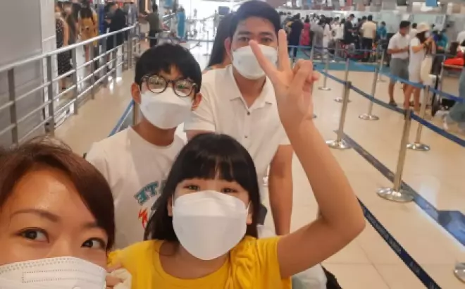 Khách Việt kể hành trình gian nan tự xin visa du lịch Hàn không qua "cò"