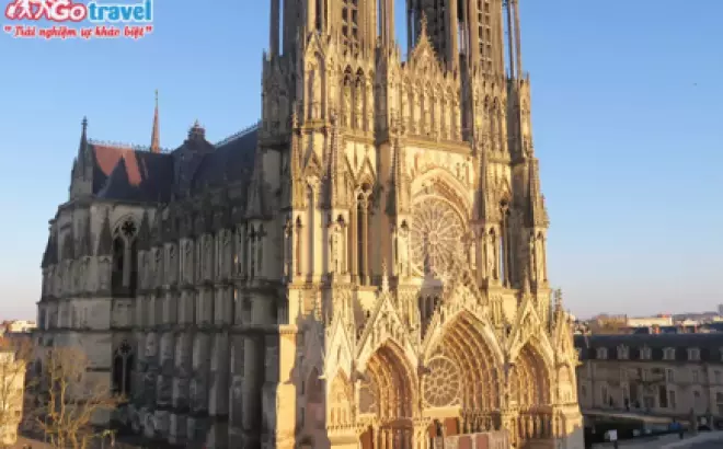 Tour du lịch châu Âu 5 nước 9N8Đ trọn gói | Bay thẳng từ TP.HCM