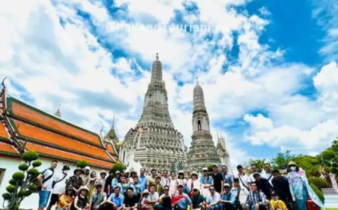 Du Lịch Thái Lan - Khám Phá Chùa Wat Arun và Safari World