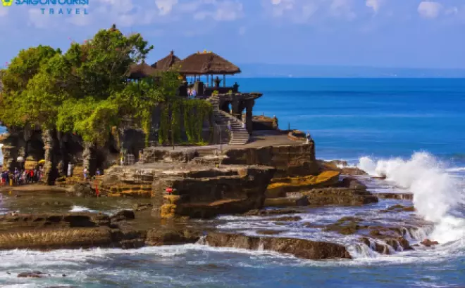 Du lịch Indonesia: Bali – Tampak Siring – Tanah Lot – Bali Bird Park