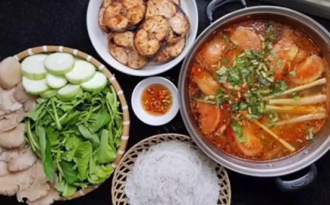 7 Cách Nấu Lẩu Cá Thơm Ngọt Ai Ăn Cũng Mê Ngay Tại Nhà