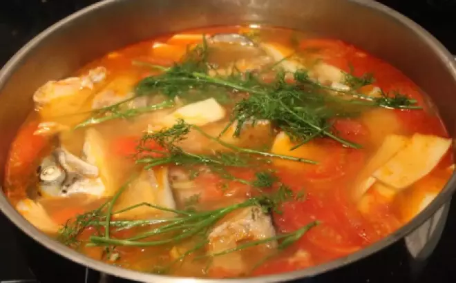 Cách làm nước lẩu cá thơm ngon đơn giản tại nhà