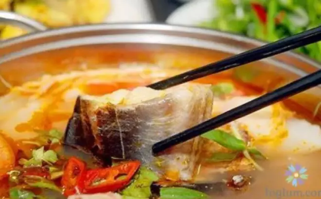 2 cách nấu lẩu cá lăng măng chua – lá giang – ngon hấp dẫn