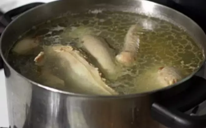 Chia sẻ cách nấu cháo gỏi vịt đơn giản tại nhà