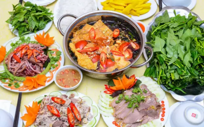 Set Lẩu Dê Tái Cho 4-6 Người Tại Ẩm Thực Hưng Gia