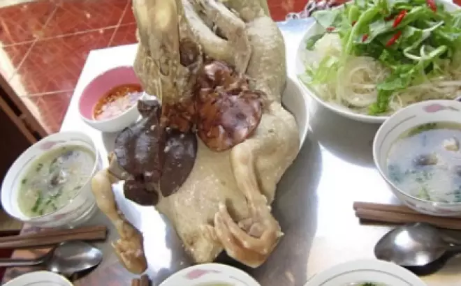 Tục cúng gà, vịt luộc ở miền Tây Nam Bộ: Một Nét Văn Hóa Đặc Trưng