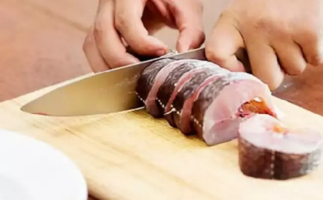 Cách nấu lẩu cá lóc chua ngọt hết ý ngày cả nhà sum vầy