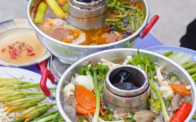 Điểm đến lẩu Cù Lao nổi tiếng, bán trăm nồi mỗi ngày – Trải nghiệm khác biệt tại Sài Gòn