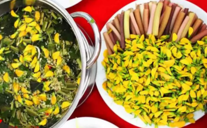 Hướng Dẫn Làm Món Lẩu Mắm Cá Linh Đậm Đà Hương Vị Miền Tây