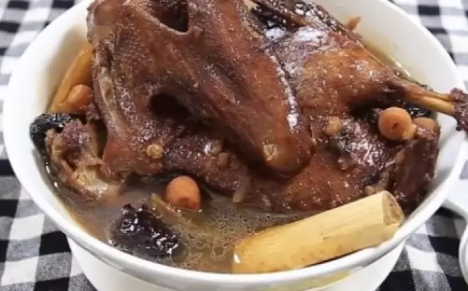 Bí quyết nấu món vịt tiềm thơm ngọt bổ dưỡng đúng vị người Hoa