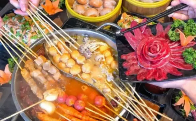 Công thức nấu lẩu xiên que ngon khó cưỡng chỉ với các bước đơn giản