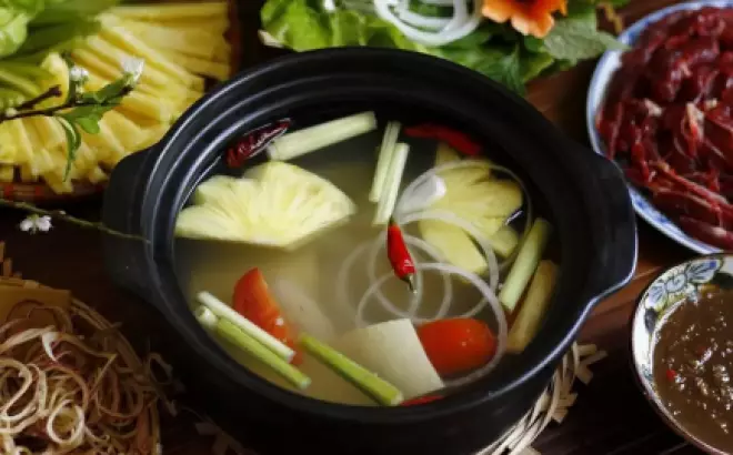 Khám phá 13 địa chỉ lẩu bò nhúng dấm ngon không thể bỏ qua tại Hà Nội