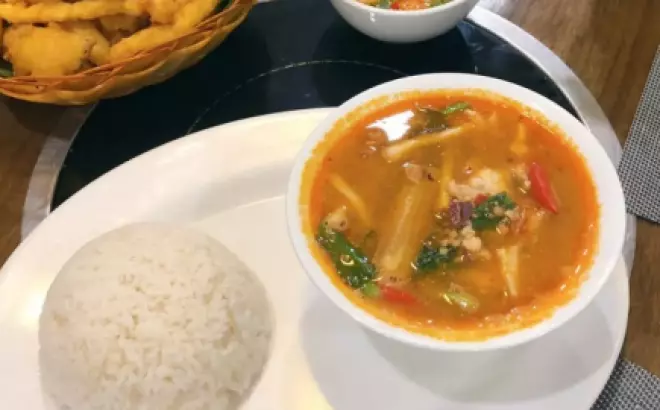 Nóng bức lười nấu thì ghé ngay 4 nhà hàng Thái chuẩn vị tại Hà Nội này để đổi gió các món ăn lạ miệng cuối tuần