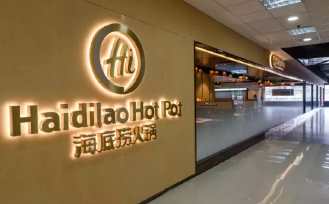 Đánh giá lẩu Haidilao Hot Pot Hà Nội: Trải nghiệm thú vị cho người mới