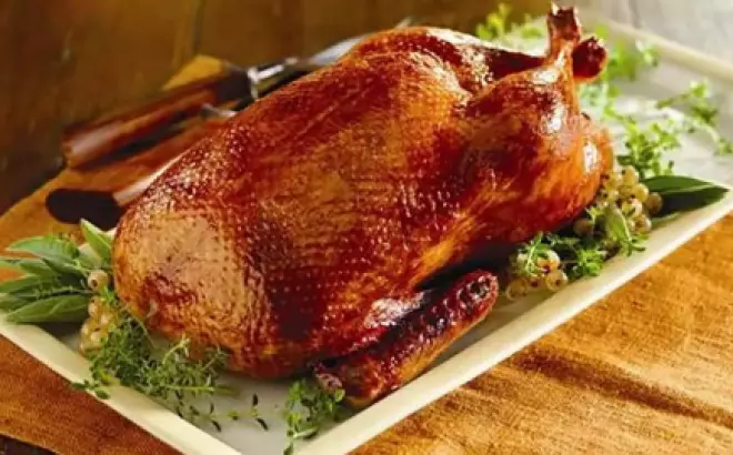 Vịt nướng mật ong bằng nồi chiên không dầu: Mềm ẩm, ngọt thịt