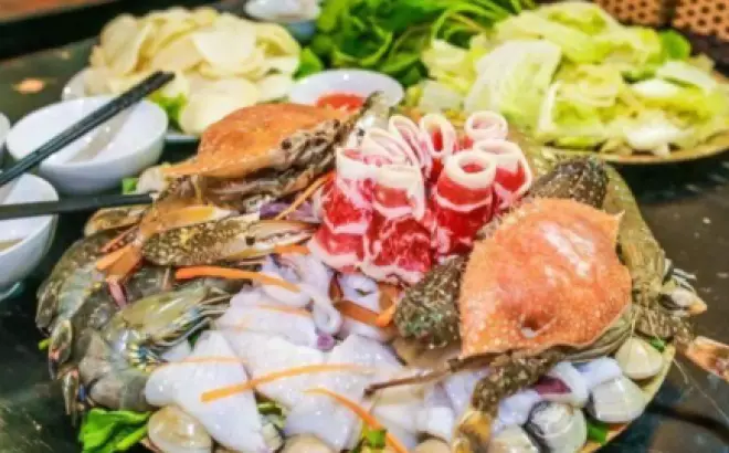 Cách Nấu Lẩu Hải Sản Thập Cẩm Tại Nhà